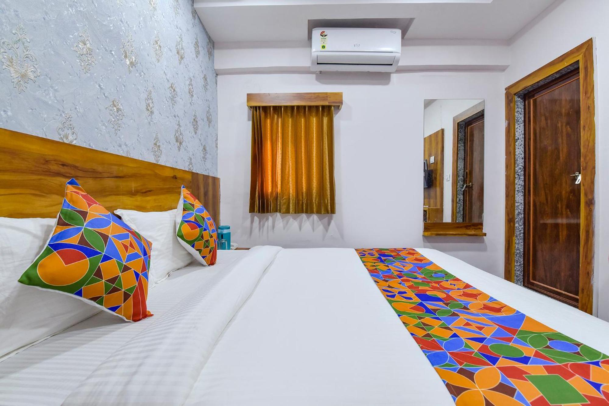 Fabhotel Star Ahmadábád Exteriér fotografie